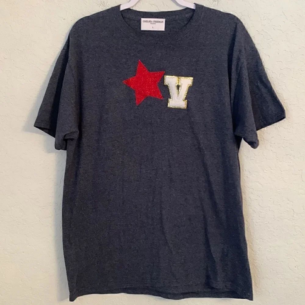 Chelsea Freeman Collection Small Sleeve T-Shirt Size L
